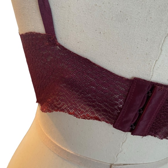SOPHIE B SHIMMERY LACE BRALETTE UNPADDED NO WIRE WINE STRETCHY LACE BRA SIZE XL - Picture 3 of 14